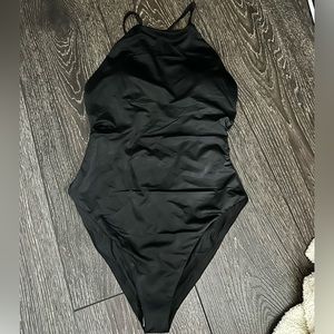 Andie swim the asbury one piece high neck black M